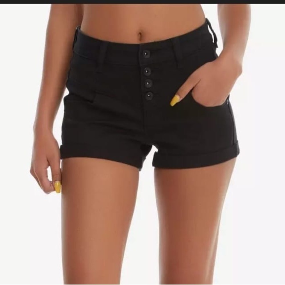 Blackheart High Waist Black Shorts